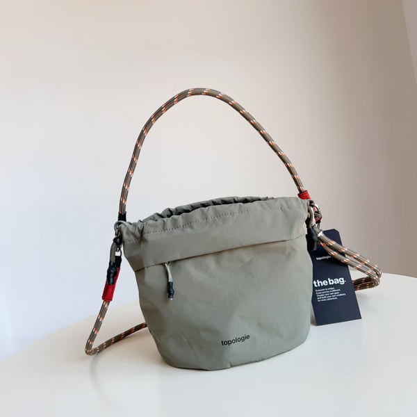 Topologie 25 水桶斜揹袋