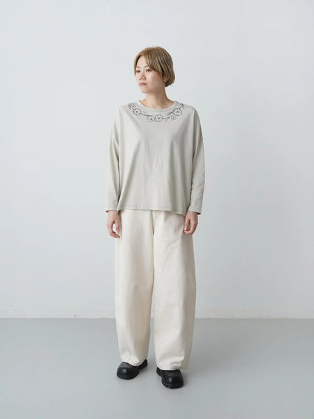 45R 25 秋季花朵刺繡長 T